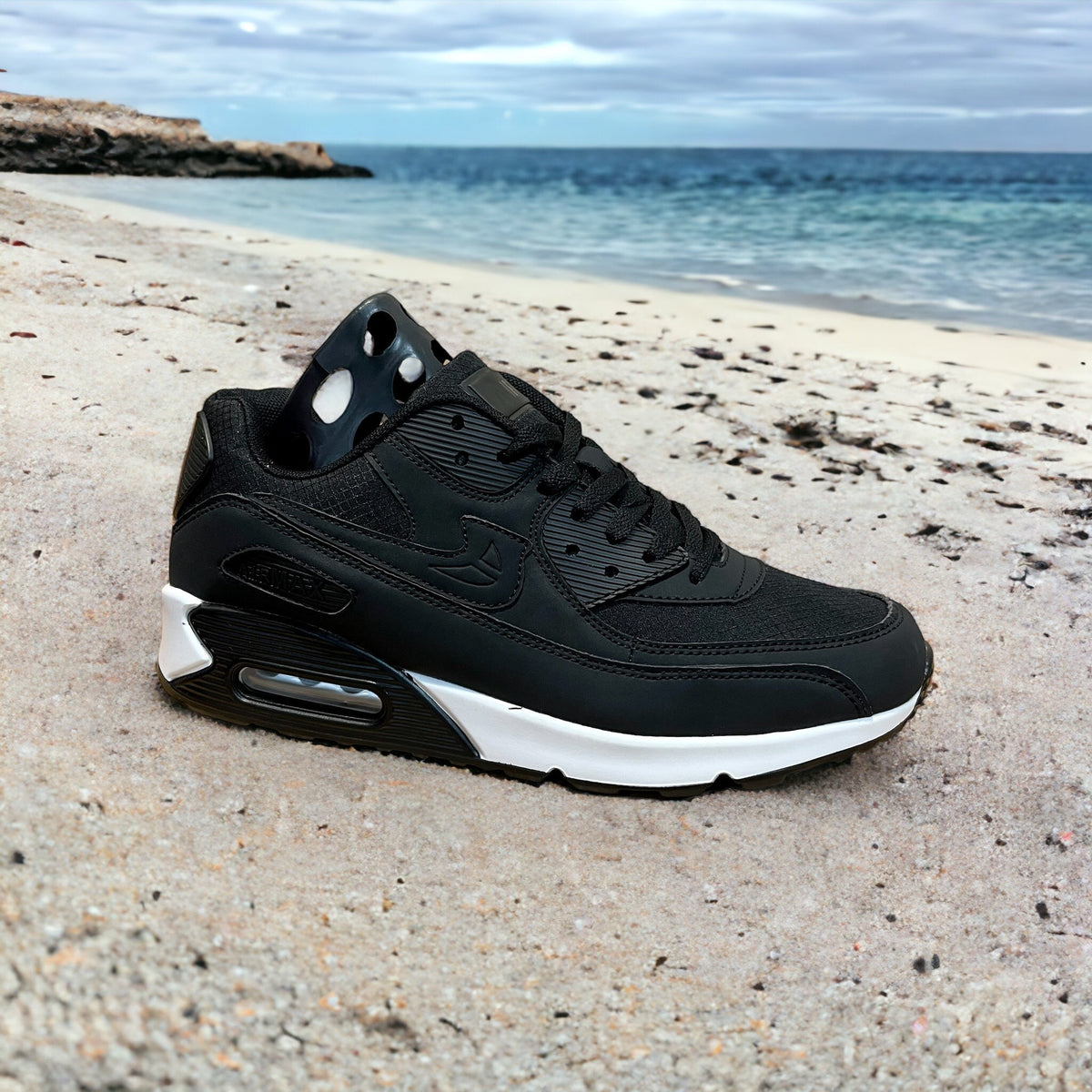 CUBICS Max Air 90 Trainers - Black
