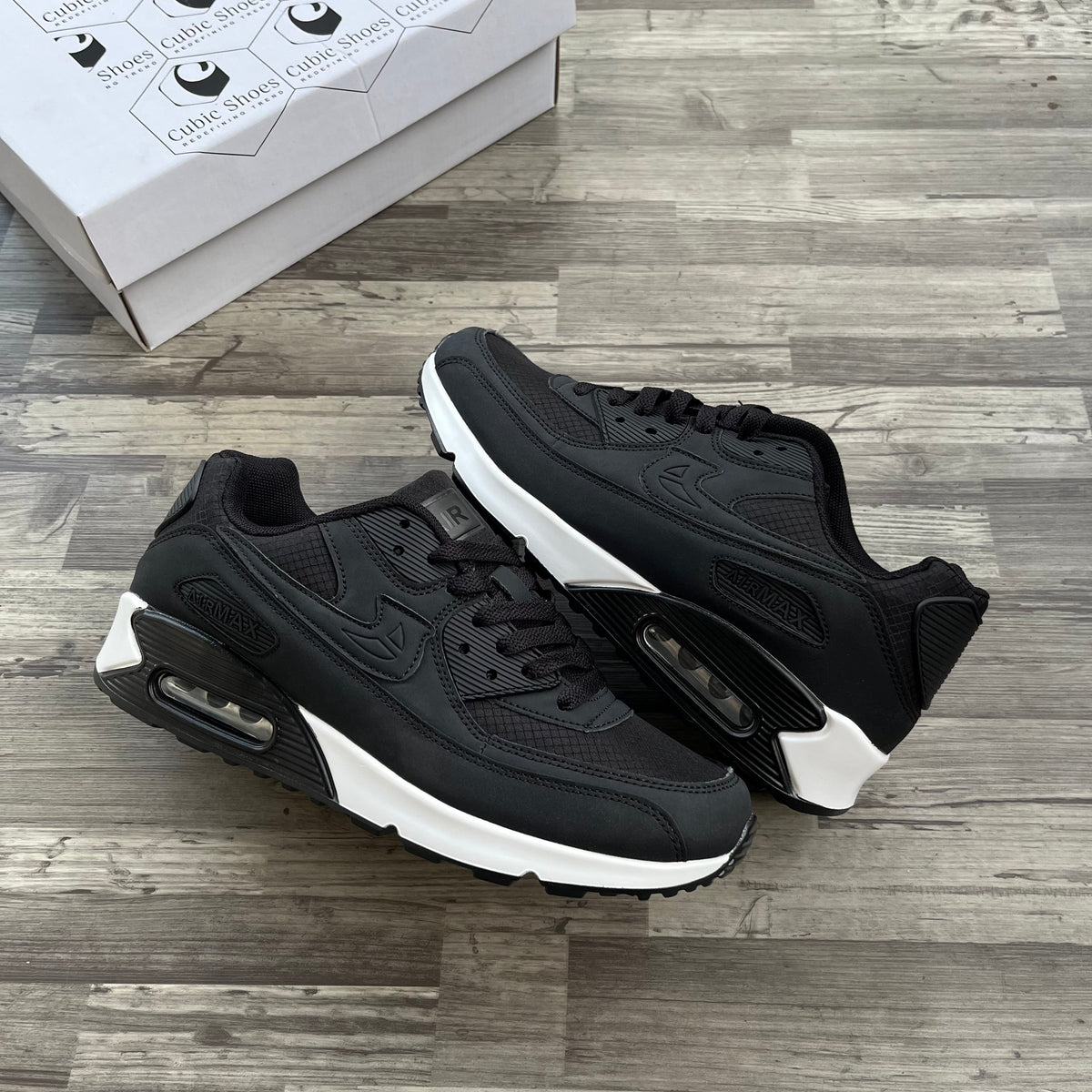 CUBICS Max Air 90 Trainers - Black